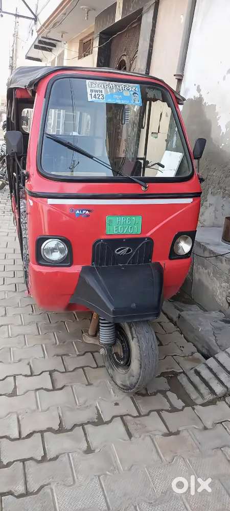 Mahindra e alfa mini