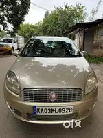 Fiat Linea Emotion Pk 1.4, 2009, Petrol