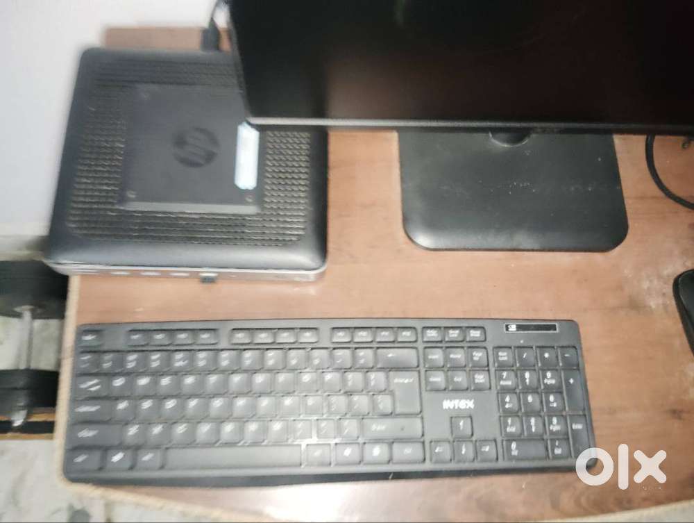 Excellent condition desktop computer with branded acer monitor .