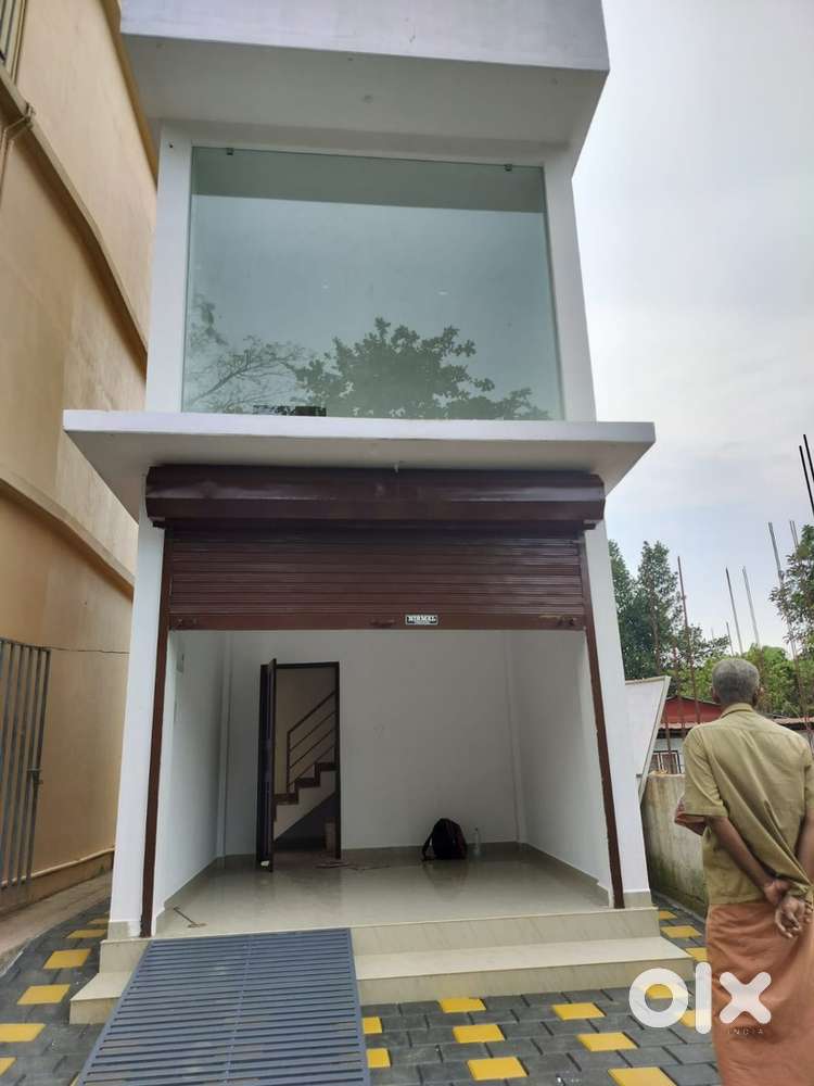 2 storey Commercial building for rent