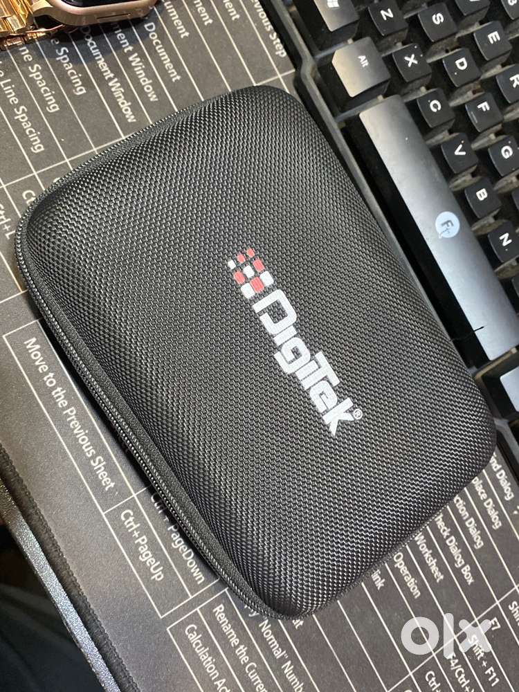 Digitek (DWM 101) Wireless Microphone System