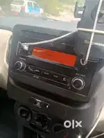 Car wagon r company fitted tape plus 4 speaker