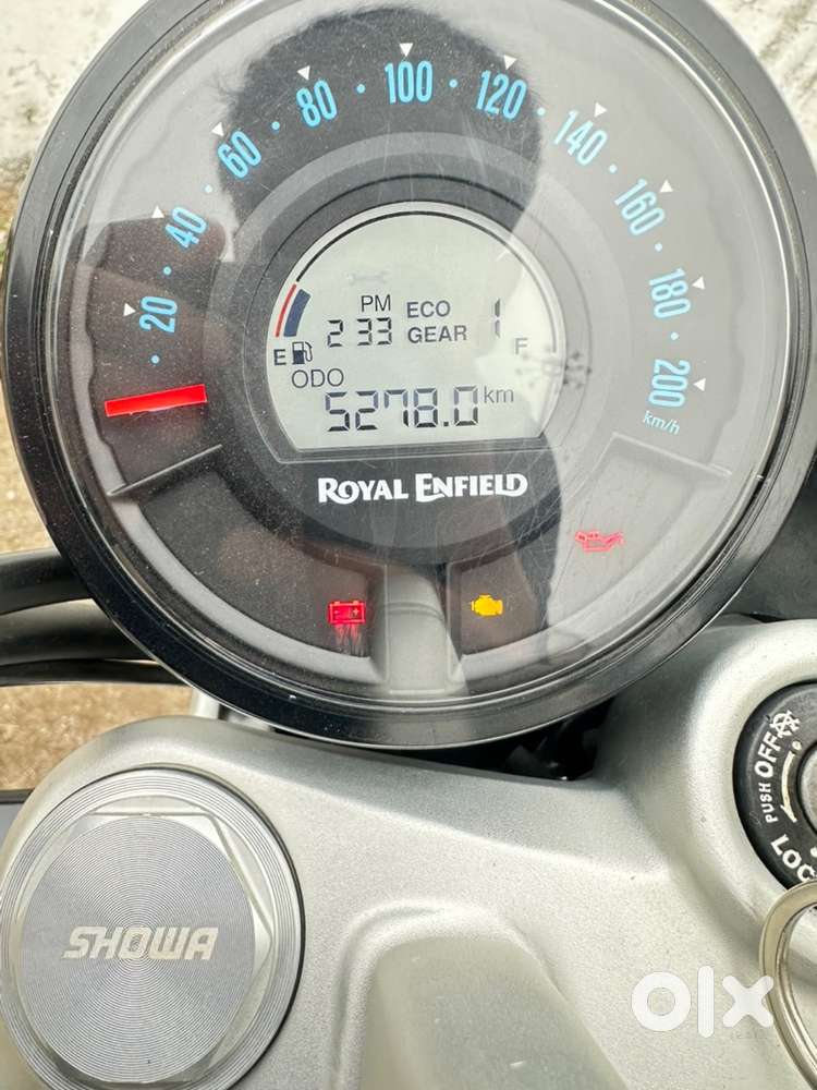 Royal enfield super meteor 650