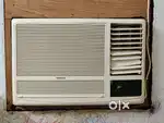 Hitachi 1.5Ton 3 Star Window AC