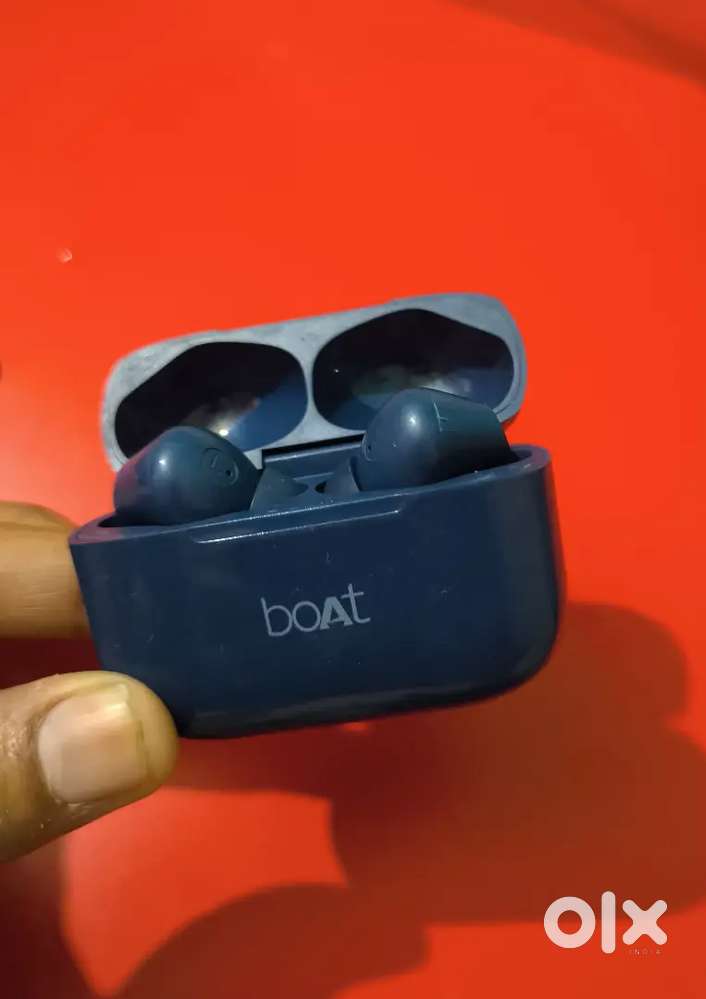 boAt Airdopes 161 / 163 TWS Perfectly Working Original worth ₹1200