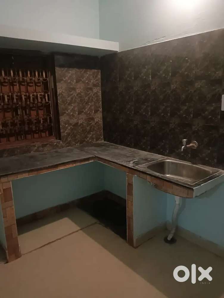 SINGLE ROOM 1BHK 2BHK 3BHK AVAILABLE