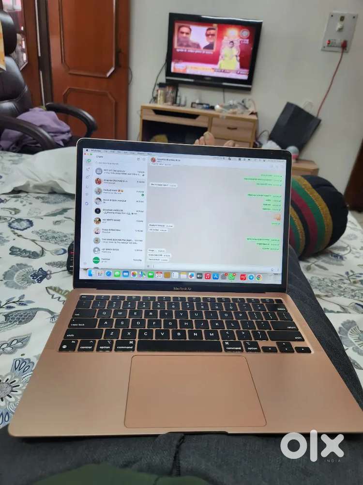 Macbook m1 gold personal for sell at 46000