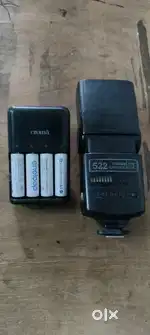 Flash with battery