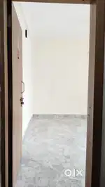 1 BHK Room available(Fourth  floor)