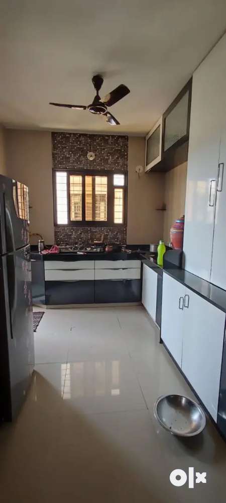 Sell 2 Bhk semi furnished flat near new dmart jahangirabad
