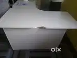 Reception table