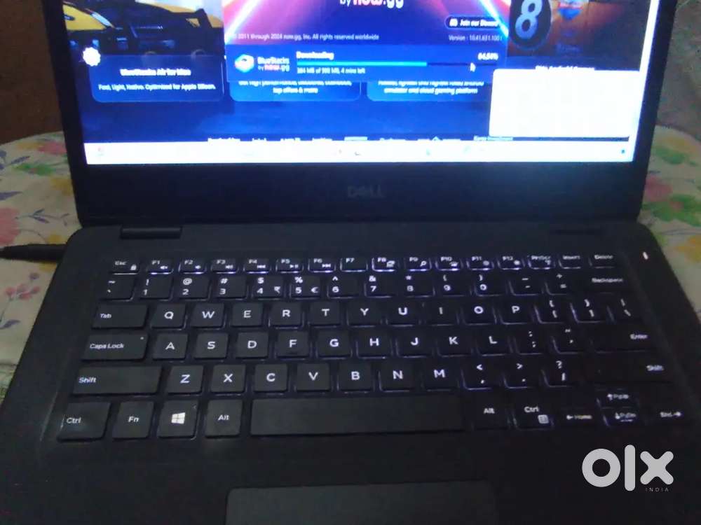 Dell i5 8th gen 4 gb ram 256gb ssd