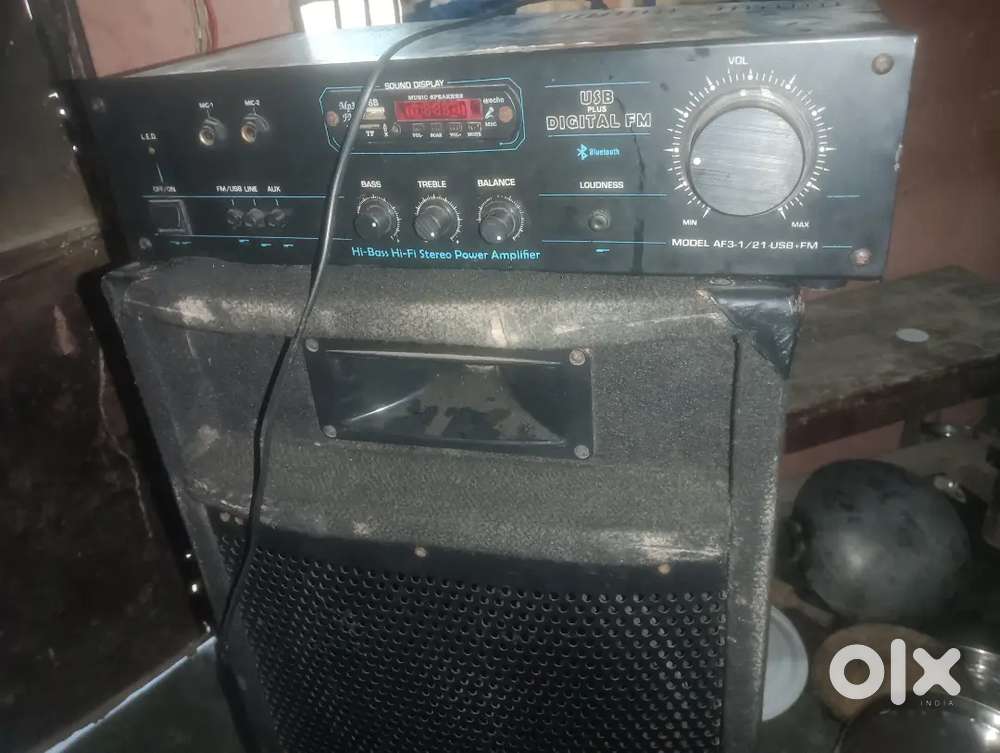 12 inchi speaker 4 speaker hai do pate  ek machine good condition
