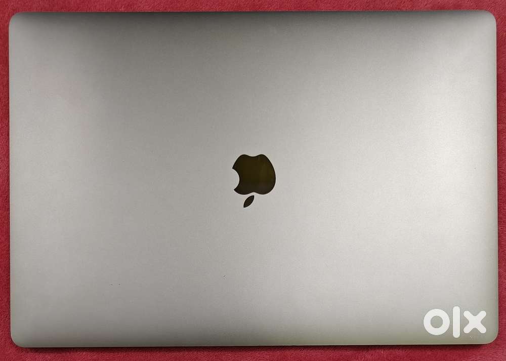 Apple macbook pro  touch bar series