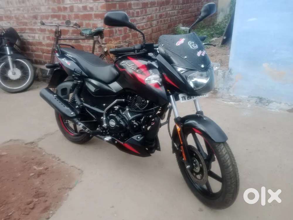 Pulsar150 2023 10700km driven