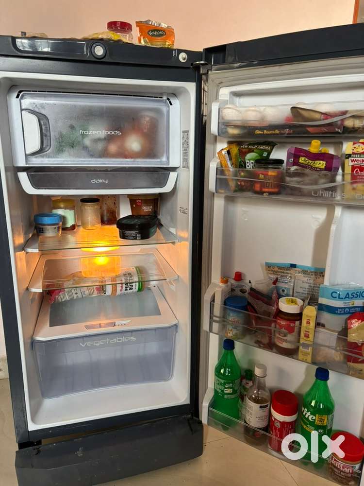 Single door Refrigerator in excellent condition for sale