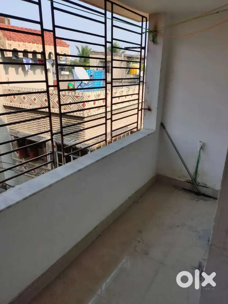 2BHK FLAT NEAR KHELA MATTH STOPPAGE