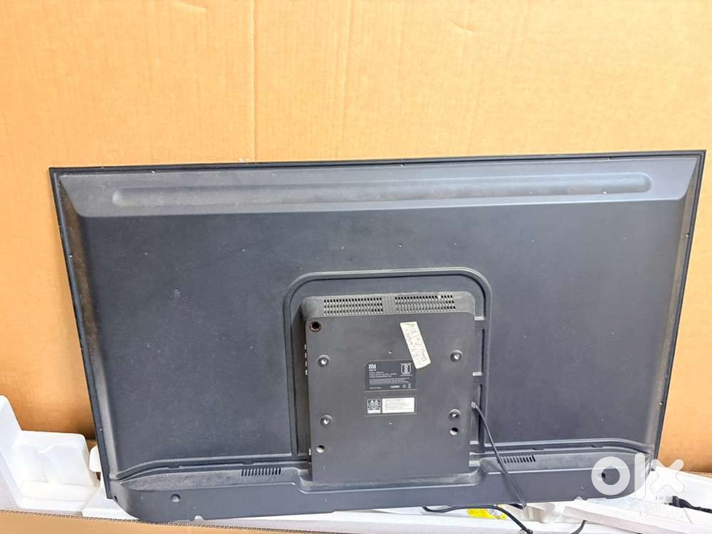 MI 43-inch LED TV (2019) – Display Issue – For Sale