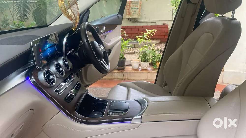 Mercedes GLC 220d 4matic less driven very well maintained