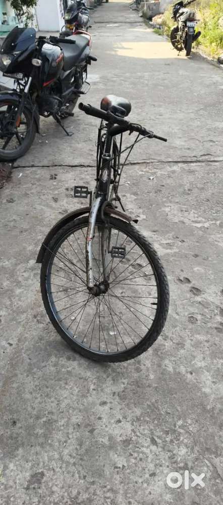 1600 Only lene wala baat kare time faltu na kare