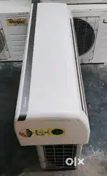 1 Ton 3Star Daikin split AC working