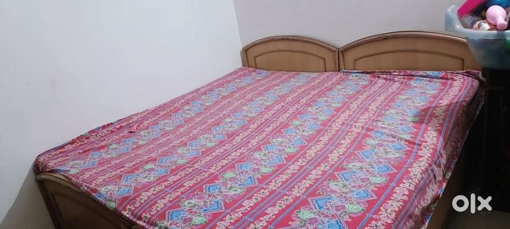 Bed with storage and mattress urgent sale indore