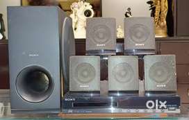 Used Sony DVD Receiver DAV TZ145 with 5.1 channel speakers & subwoofer
