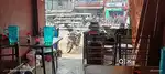 Prime location lucknow khadra  hotel, clothes showroom, selon , etc
