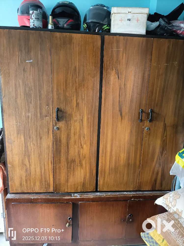 Wardrobe 2 door with 2 sections