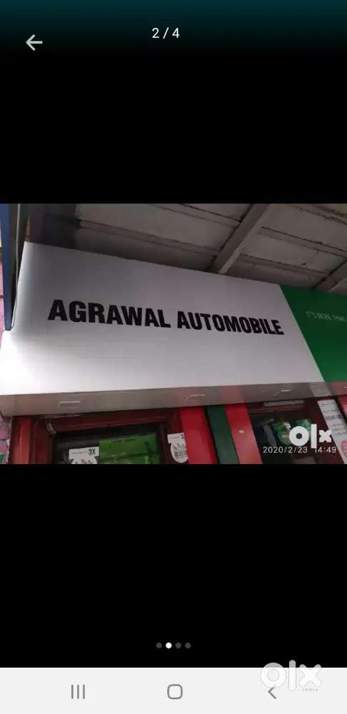 Spare parts shop salesman