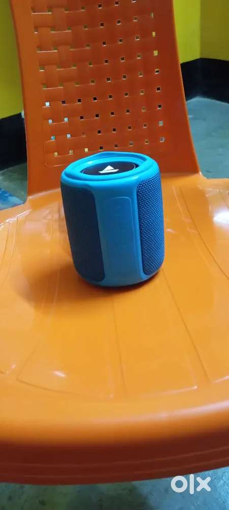 7 month running Bluetooth speaker for sell