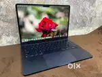 M2 Chip 100%Battery 8GB Ram 256GB SSD 13Inch Display Apple Macbook Air