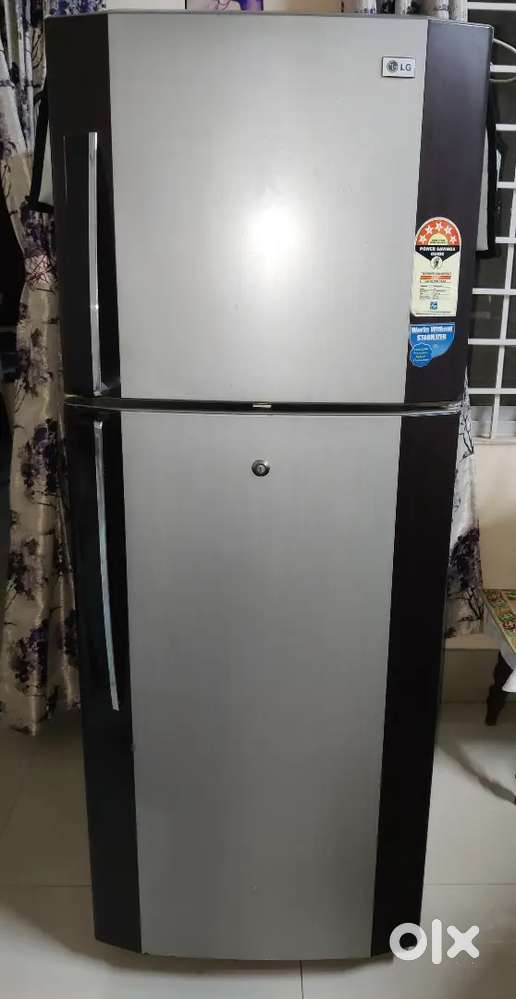 Lg fridge in 100% working condition