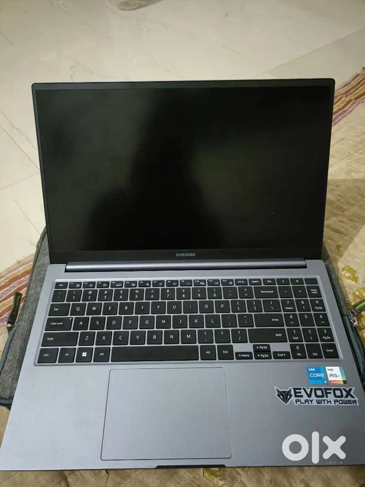 Samsung Galaxy Book 4 Laptop
