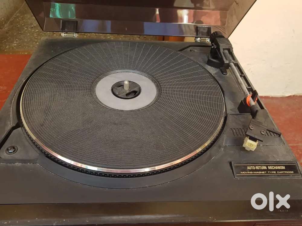 Pioneer record player