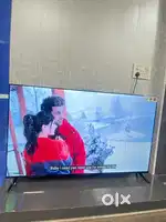 50 Inches Led Tv 3 Month Used Available With Voice Remote