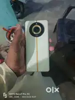 Realme 11 Pro+ 5g. 12 ram 256 rom