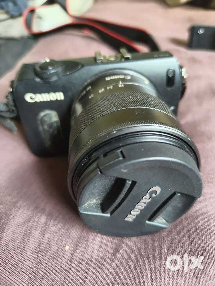 Canon EOS M