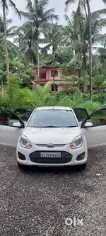 Ford figo petrol 2014