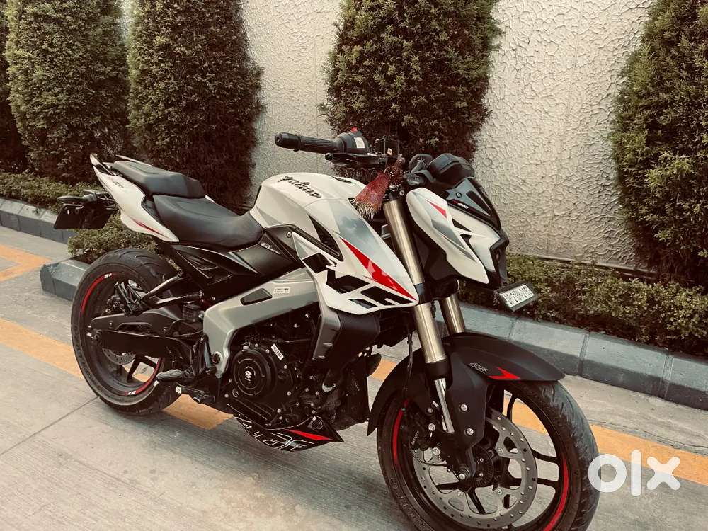 Pulsar NS400Z