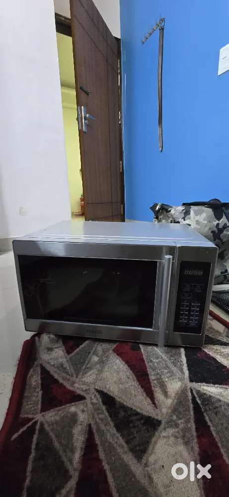 Microwave Working croma brand