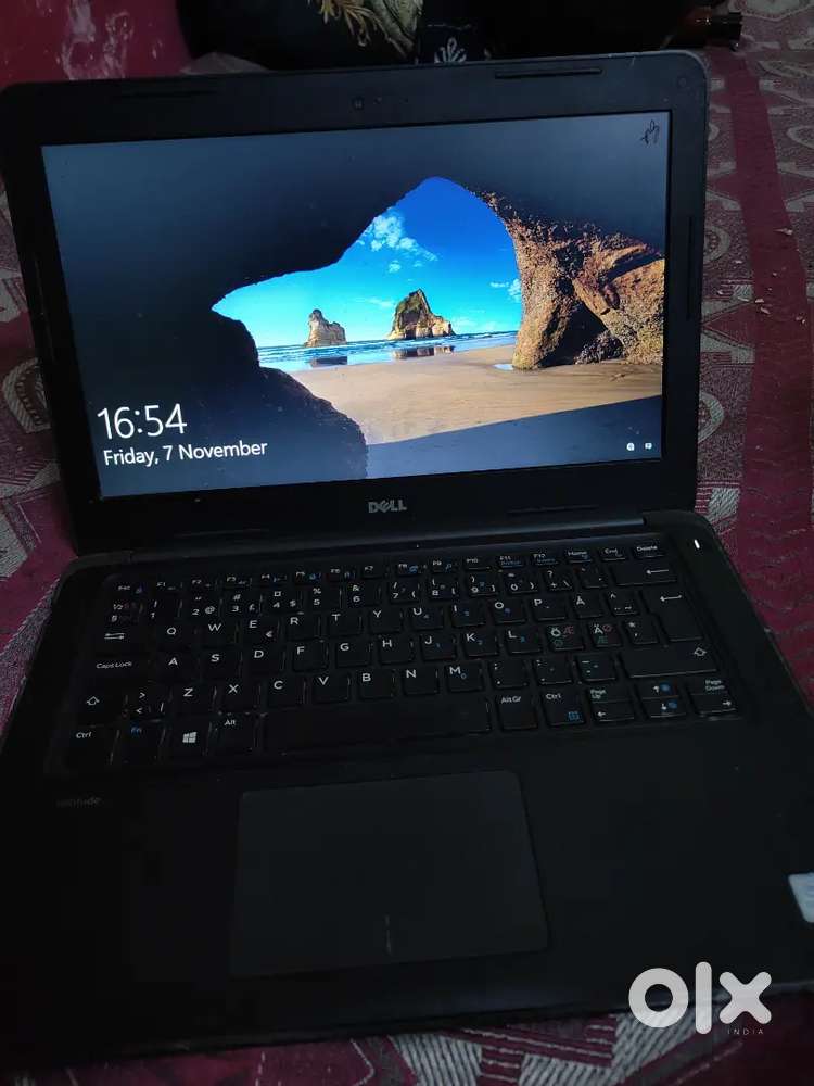 Dell laptop Intel core i3 inside