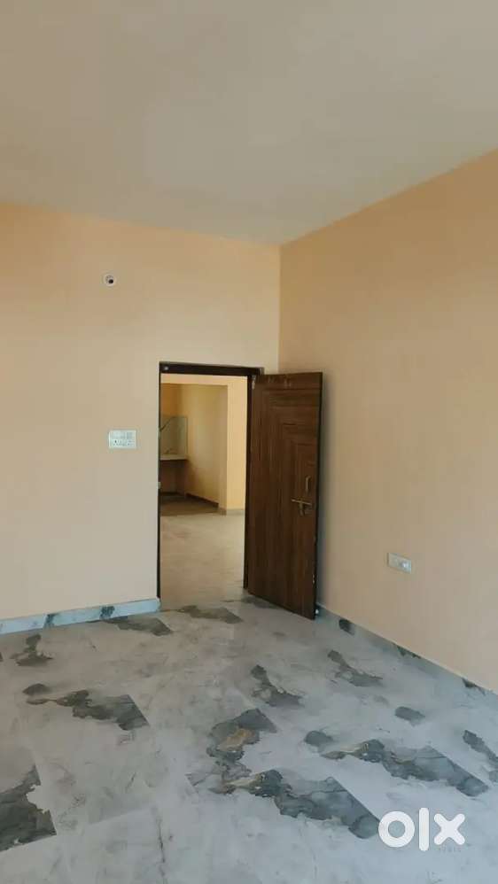 Available 2.5 bhk house for rent to bachelor/family/working profession