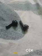Boat earphone