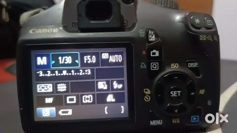 Canon EOS 1100D DSLR CAMERA 18-55 MM LENS