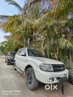 Tata safari dicor 2011 pearl white 4x2 mint condition
