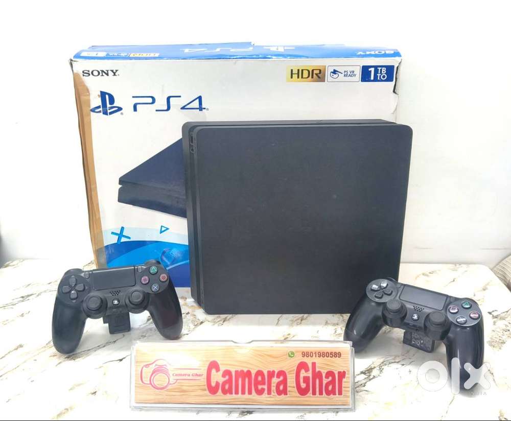 Sony PlayStation 4 (PS4) – 1TB  2 Controllers  Tekken 2  Mint Condi