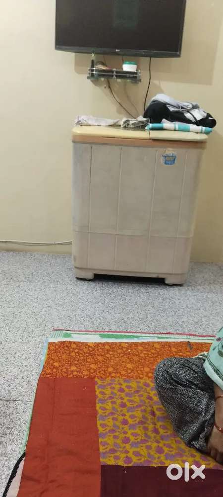 Godrej washing machine semi 650 well menten