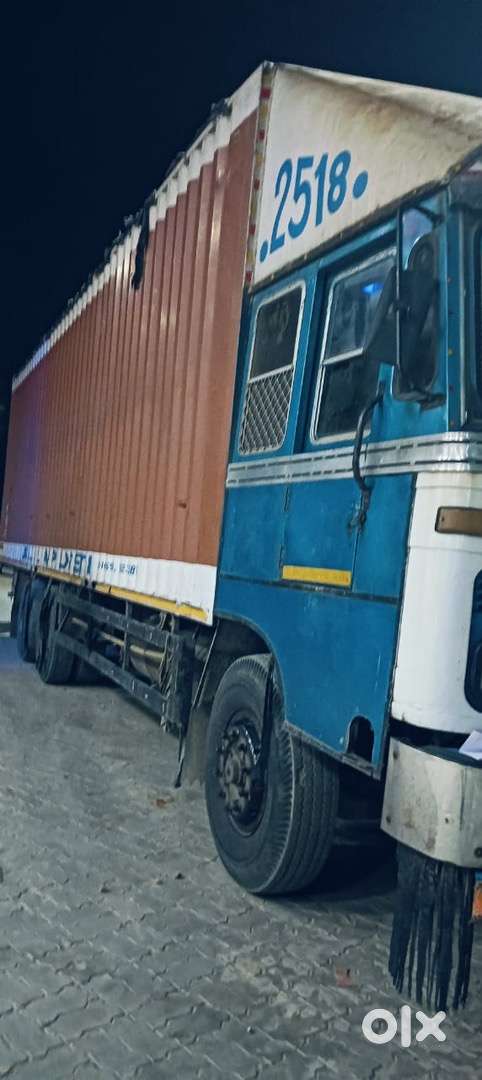 Tata LPT 2518 -Multi XL Container