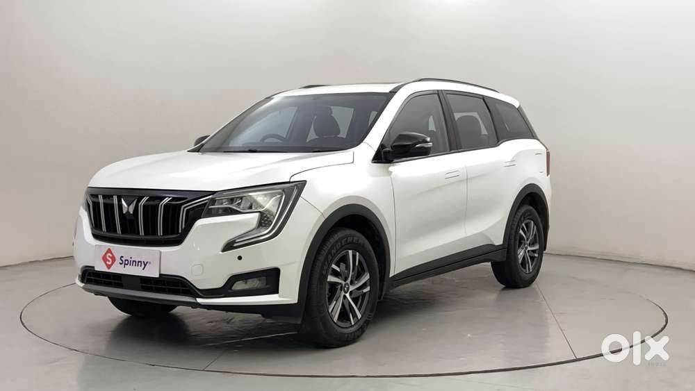 Mahindra XUV700 2.0 AX 5 Petrol AT Str, 2022, Petrol